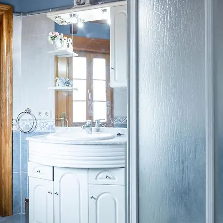 Casa El Caleru Tatil Evi *