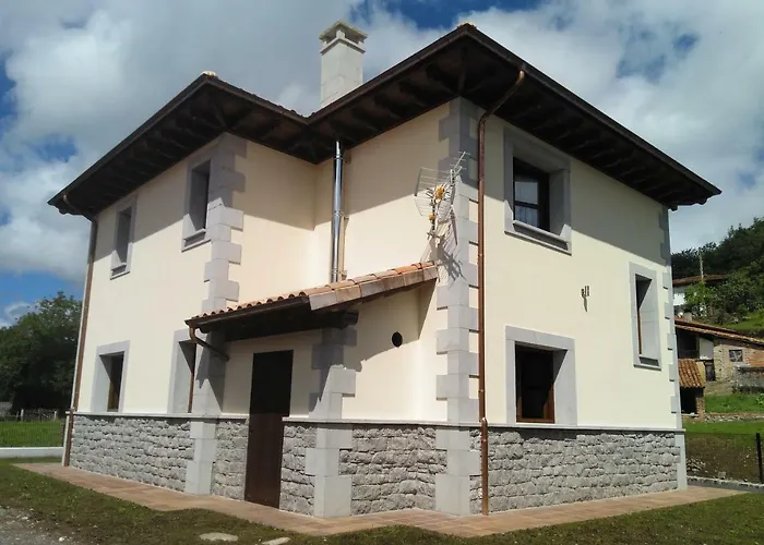 Casa El Caleru Сasa de vacaciones Malateria